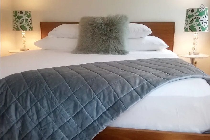 airbnb boston bed