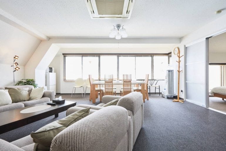 roppongi apartment airbnb tokyo near station