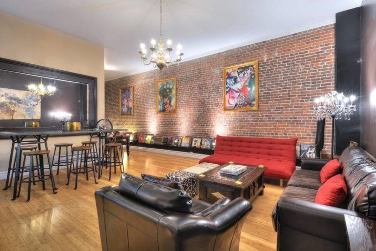 airbnb 4 bedroom montreal