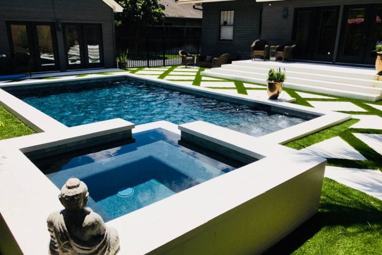 airbnb guesthouse with pool in montrose Houston 
