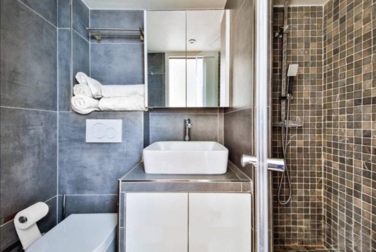 Modern bathroom with sleek tiling