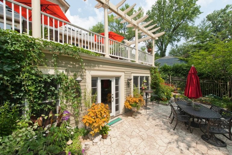Airbnb minneapolis urban garden home
