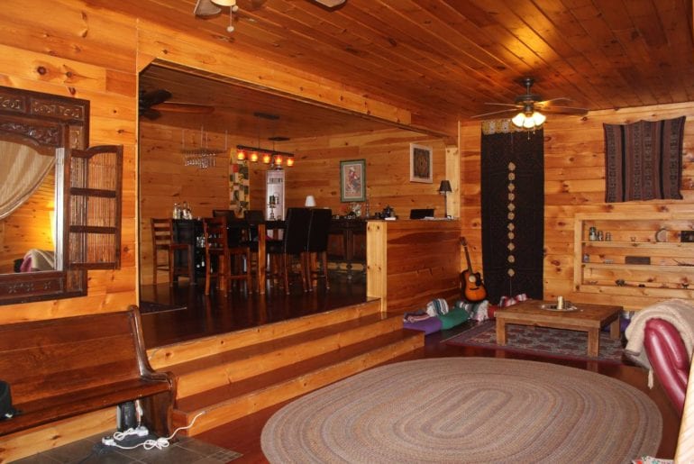 airbnb vermont barn apartment