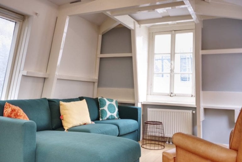 9 streets district airbnb amsterdam