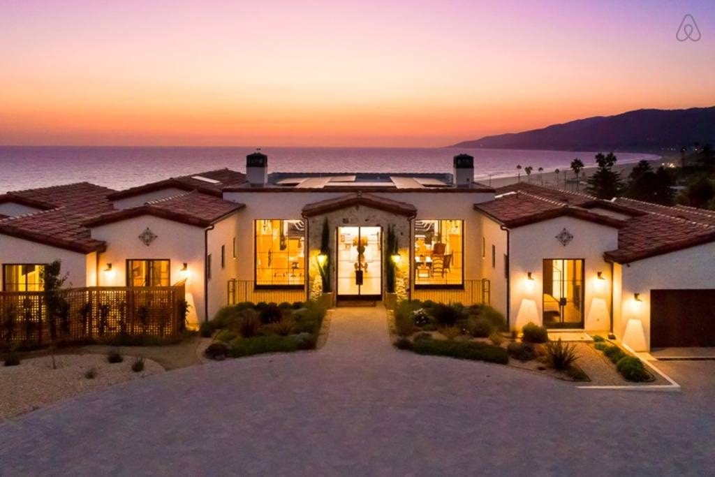 Villa Sogno Los Angeles Architecture Highlight