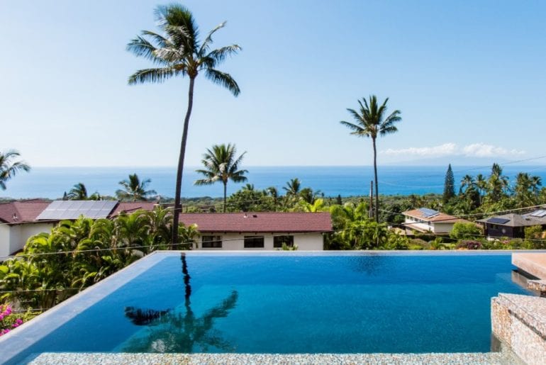 airbnb maui