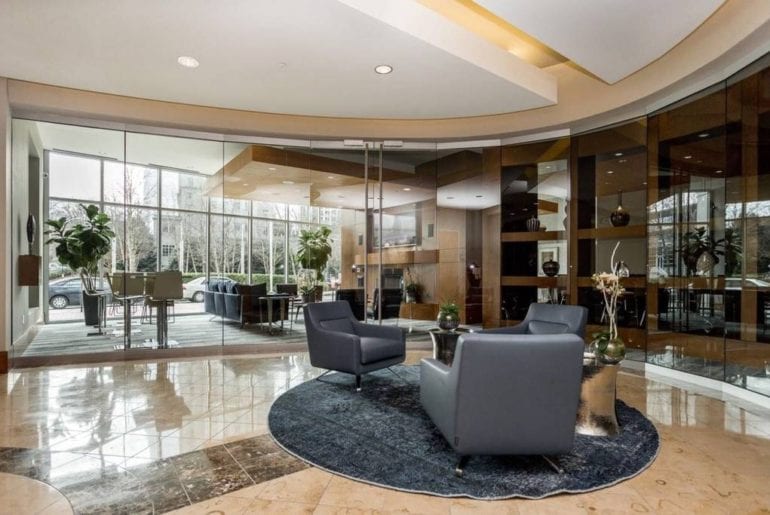 luxury buckhead airbnb home