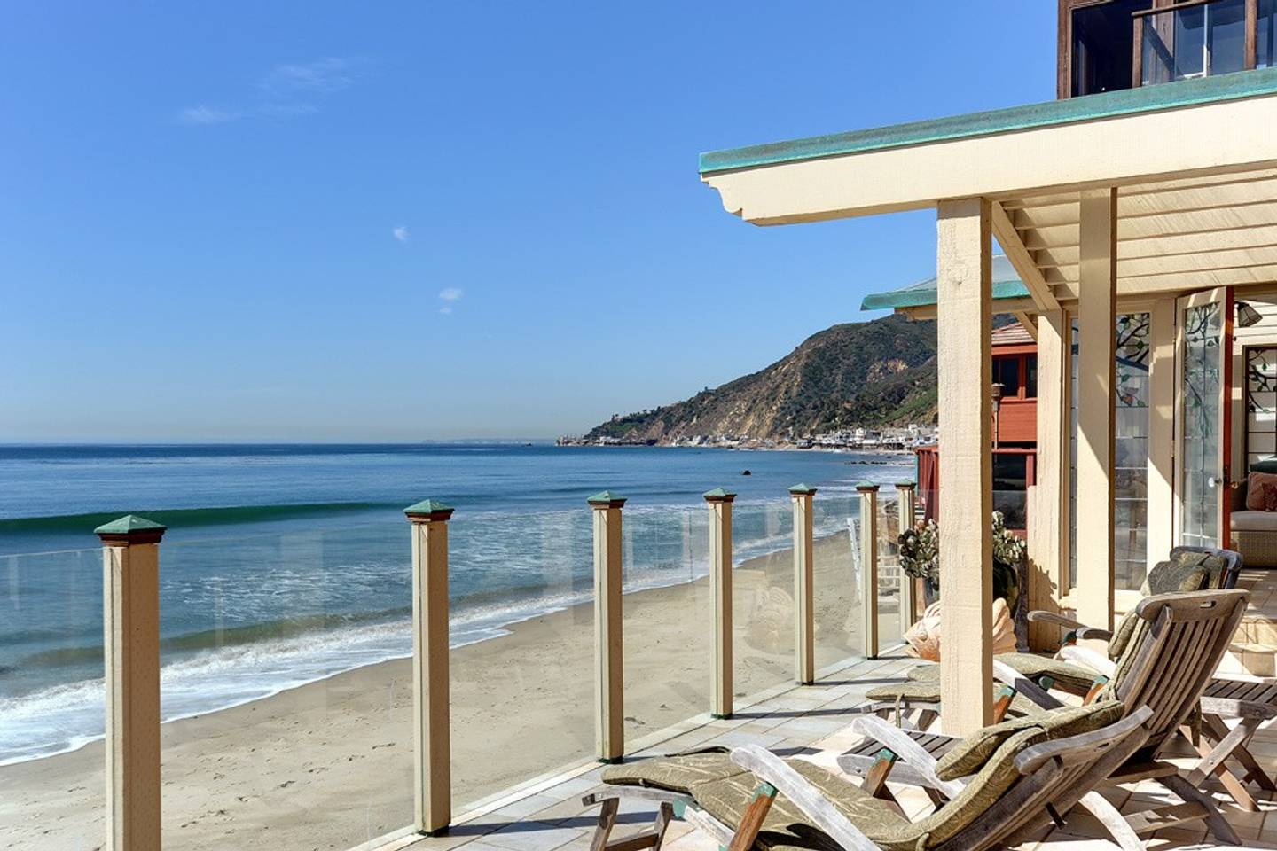 beachfront decking in an LA Airbnb
