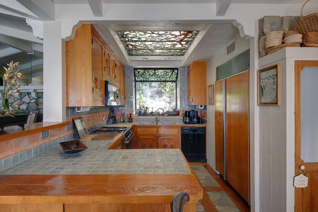 kitchen in an 80s mansion in LA