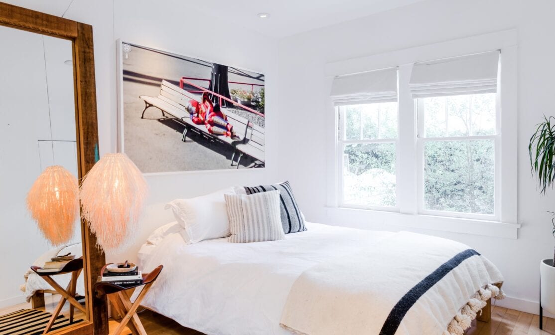 a Pacific Palisades airbnb bedroom