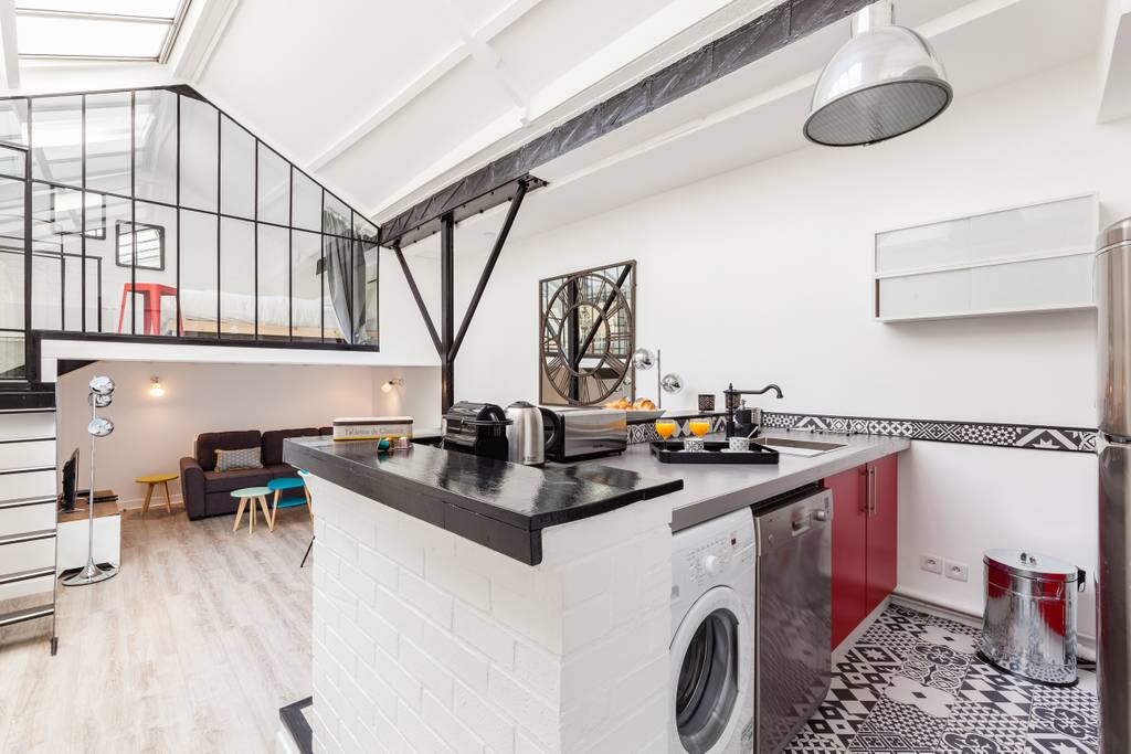 artists loft in paris from airbnb