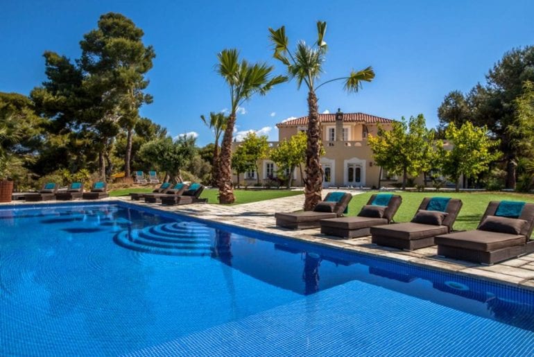 beautiful airbnb estate in sitges