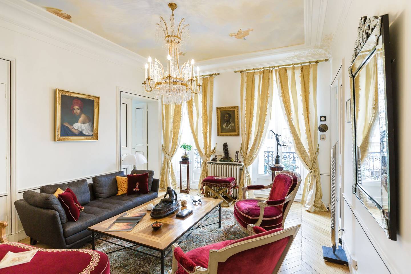 romantic and elegant paris apartment