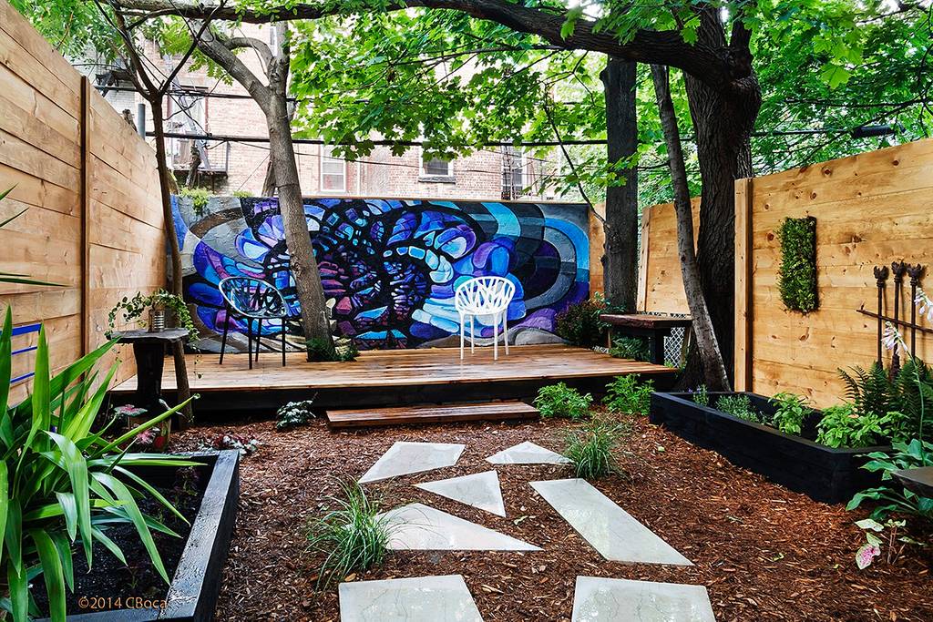 cool urban garden apartment in bushwick