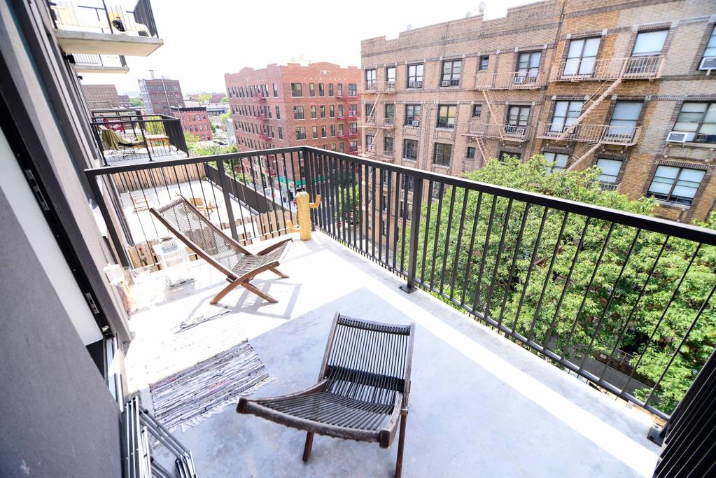 trendy apartment in the heart of williamsburg with terrace