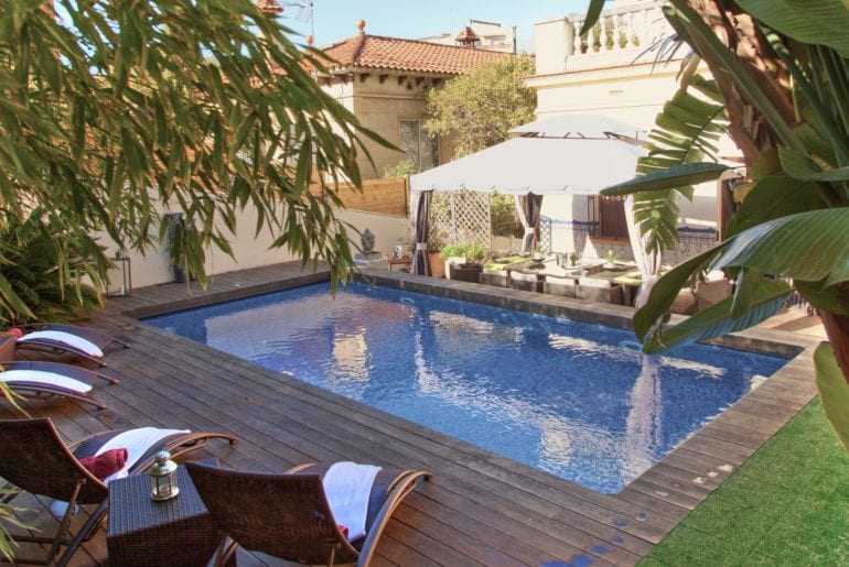 beautiful airbnb villa in barcelona