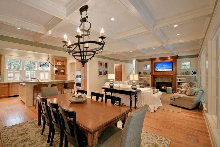 A dining room in a Charleston Airbnb