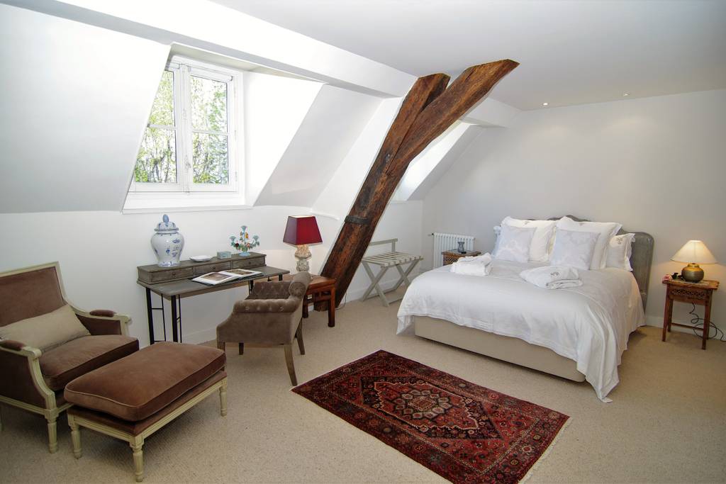 beautiful airbnb home rental in paris