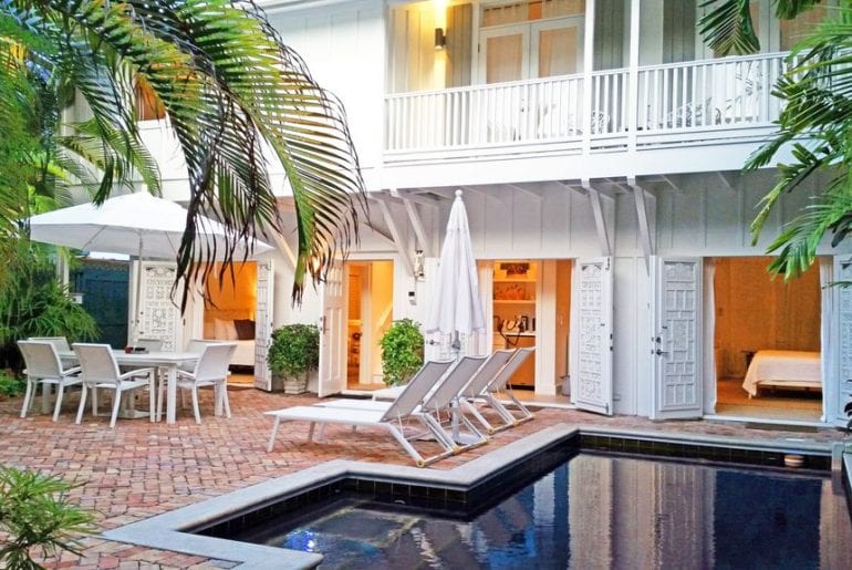 gorgeous airbnb home on duval street