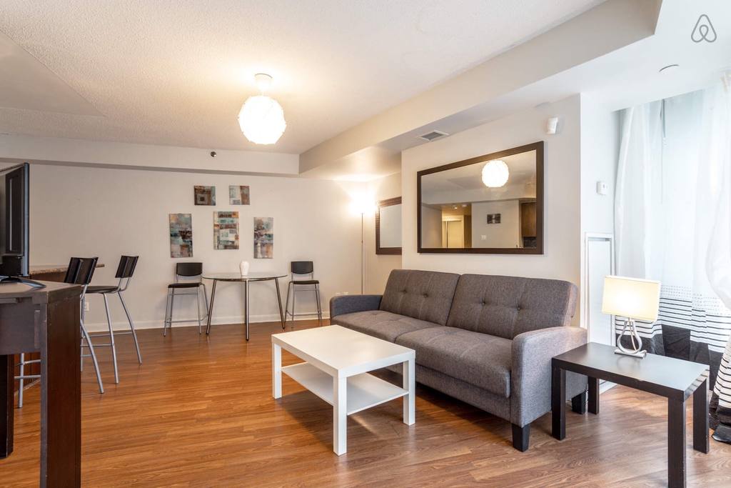 centrally located condo airbnb toronto 