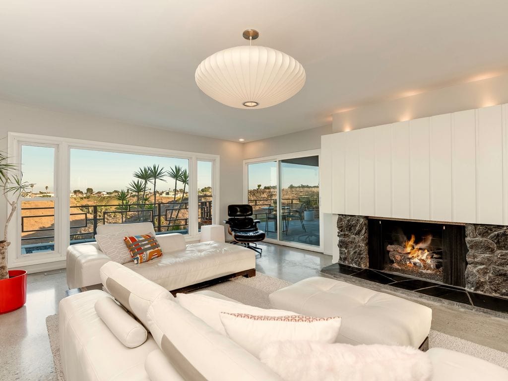 hilltop oasis with view south la vrbo