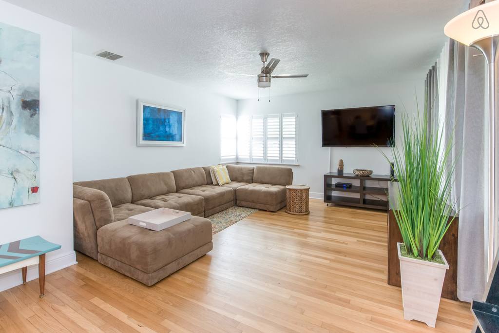 bungalow with pool downtown orlando