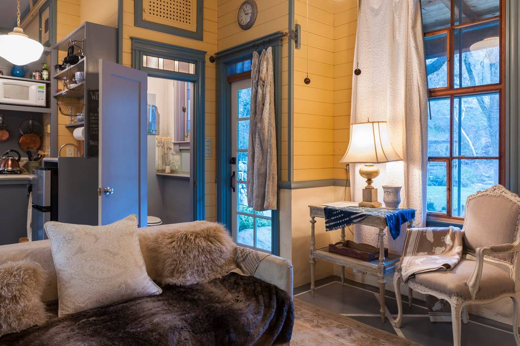 rustic airbnb california cabin near three rivers