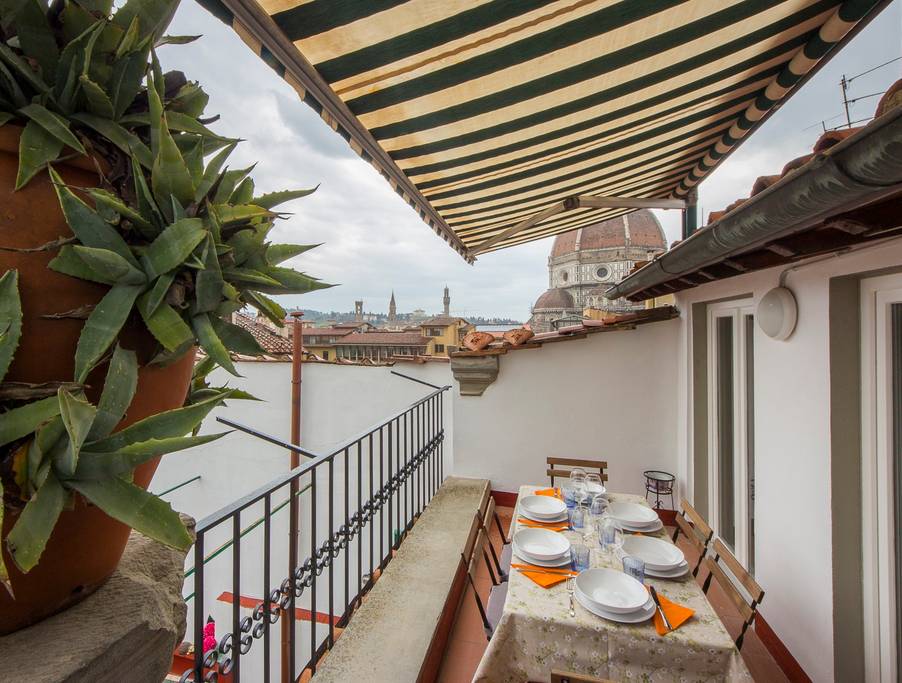 florence airbnb apartment with terrace