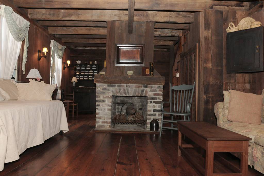 fantastic savannah cottage used in robert redford film airbnb