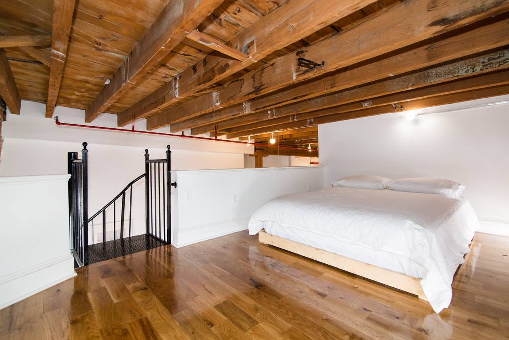 brooklyn urban and trendy airbnb loft space