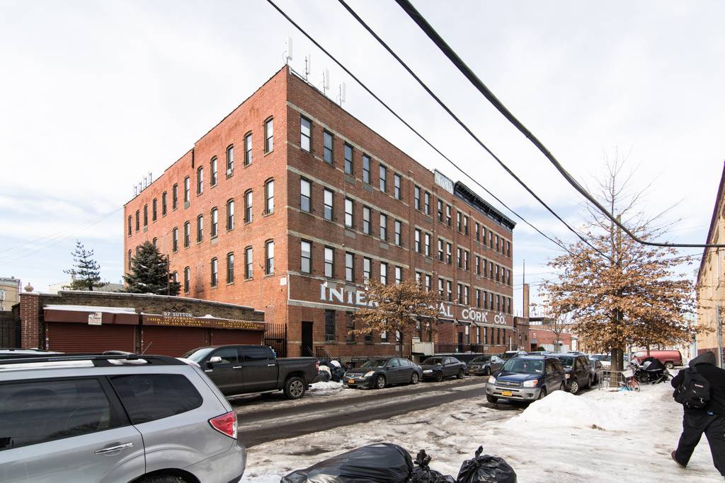 brooklyn urban and trendy airbnb loft space