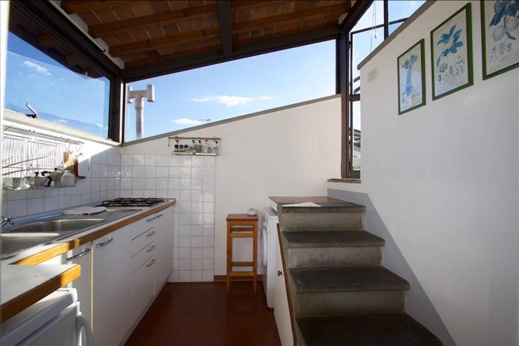 apartment with rooftop terrace with views of duomo