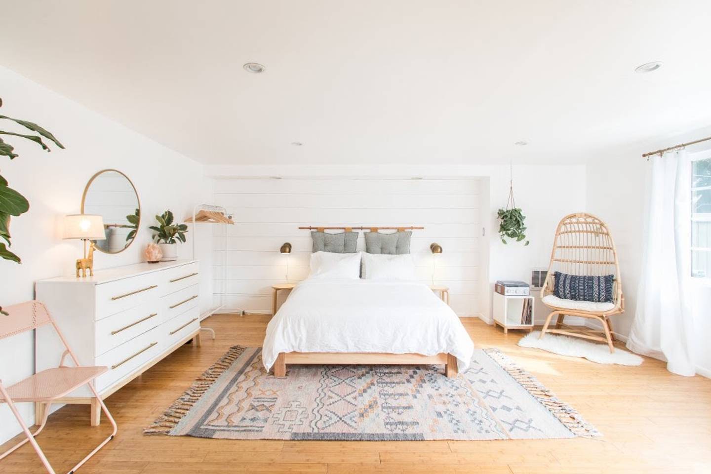 gorgeous airbnb bungalow silverlake la