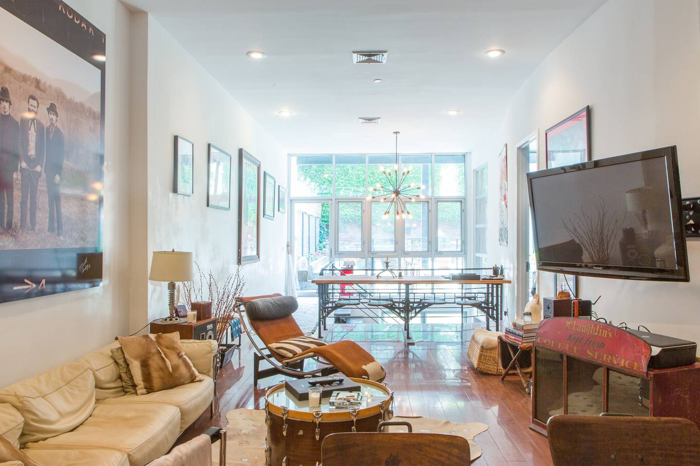 super trendy williamsburg airbnb apartment
