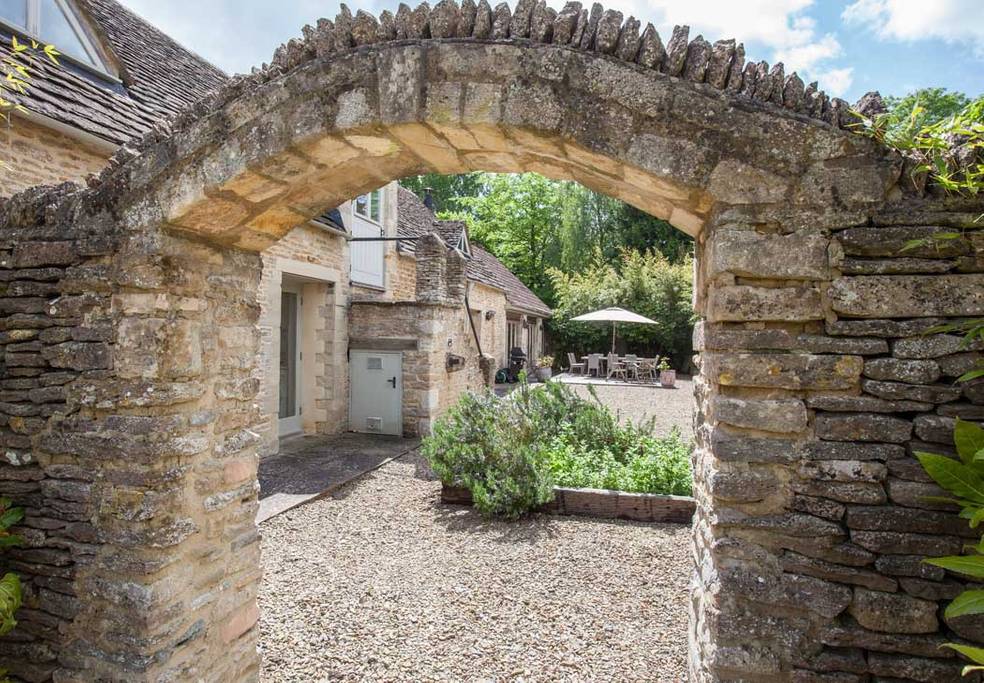 luxury cotswolds home with expose beam work airbnb