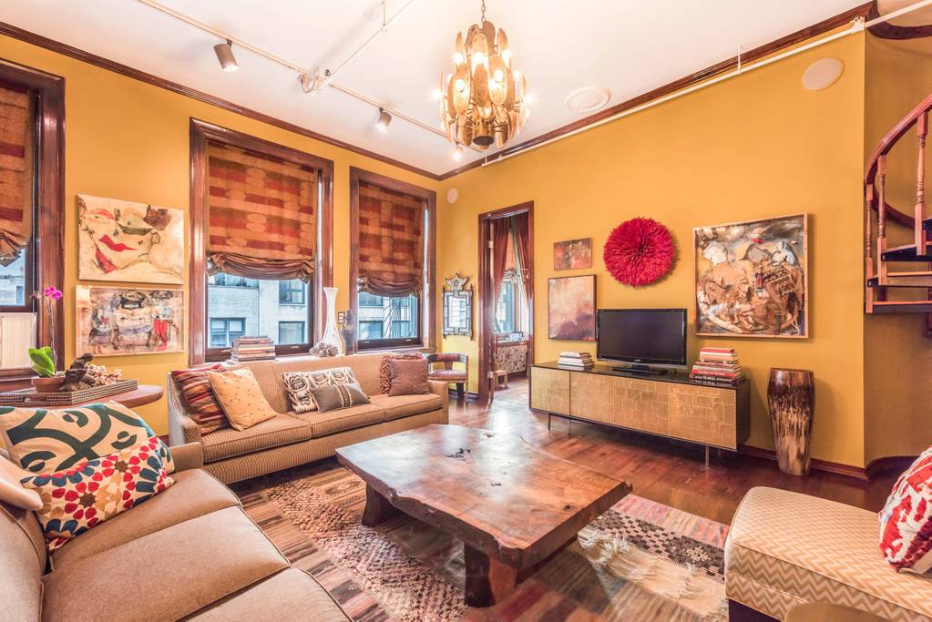 artistic manhattan airbnb home