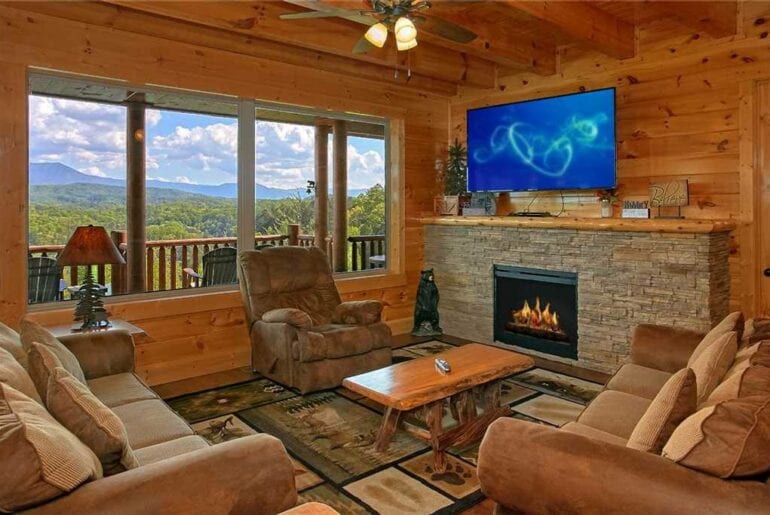 executive mountain airbnb hoem gatlinburg