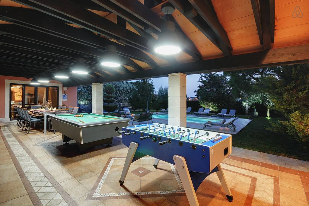modern luxury airbnb villa pula croatia