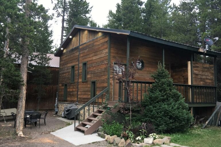yellowstone lodge airbnb