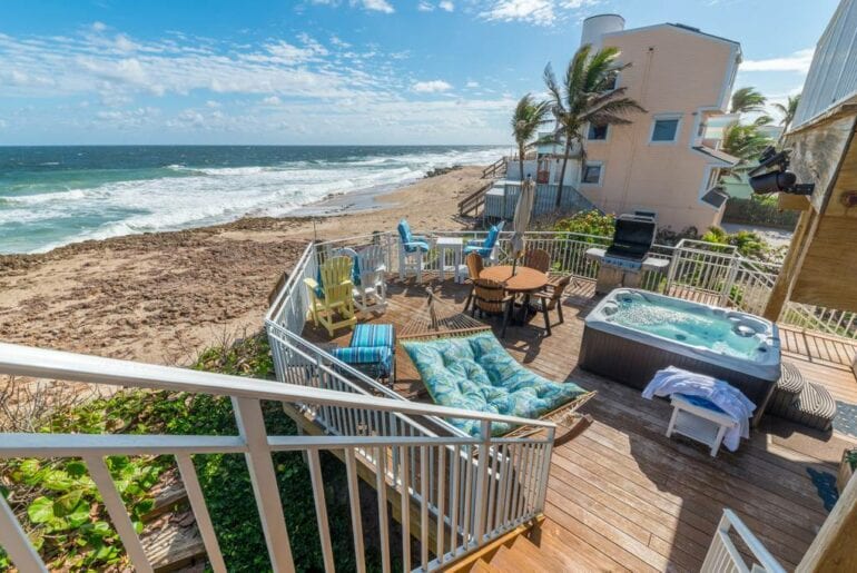 hot tub on the beach in jupiter