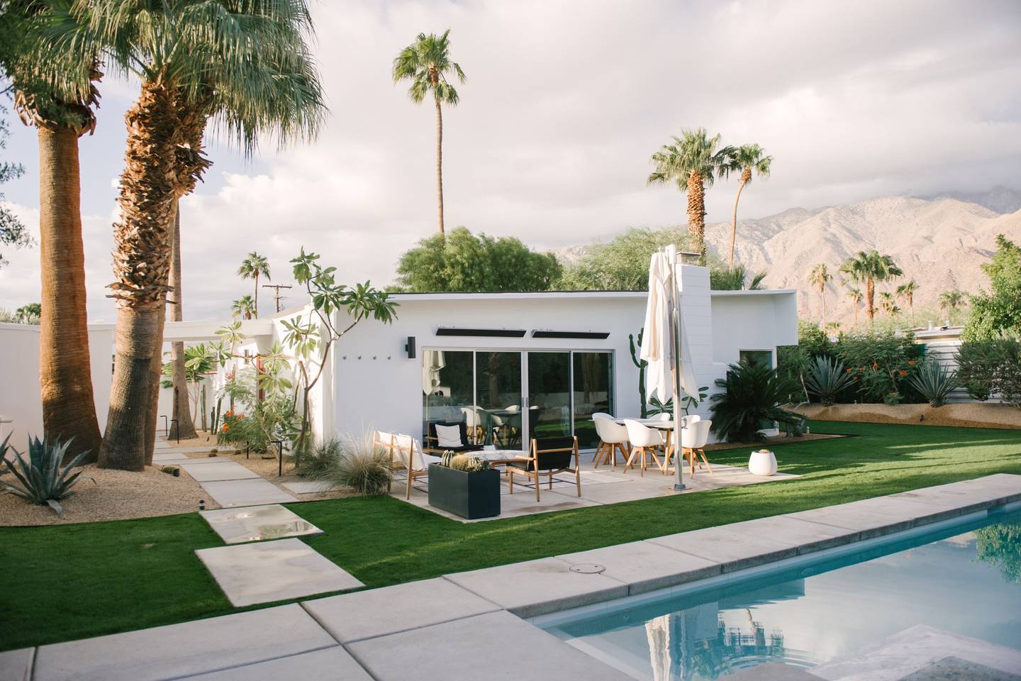 close to coachella mid century modern home