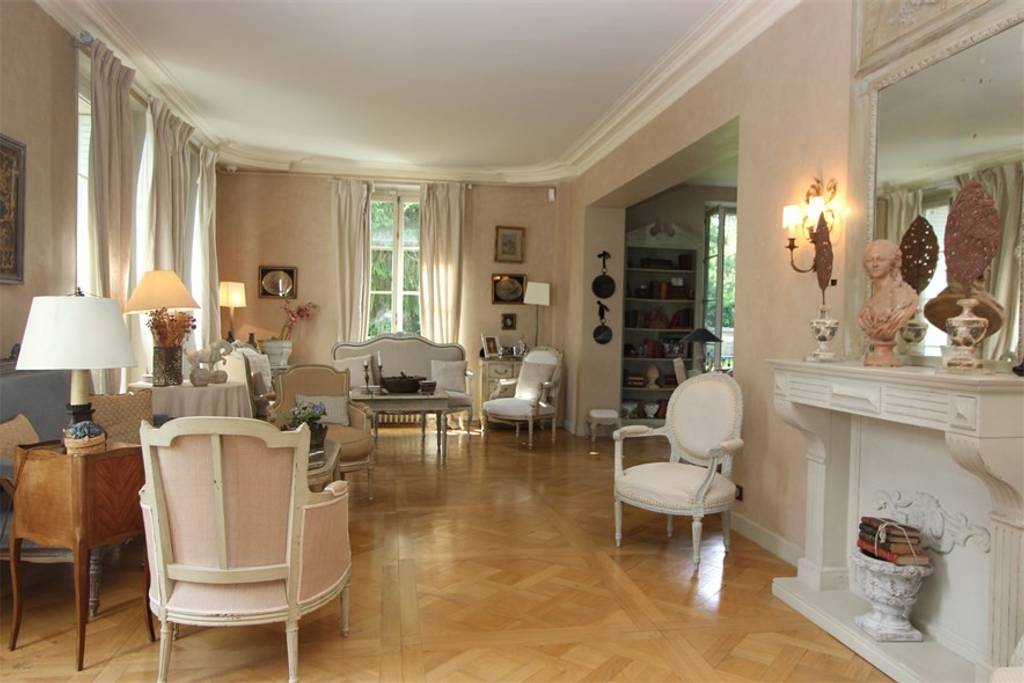 stunning french chateau filled with antiques airbnb