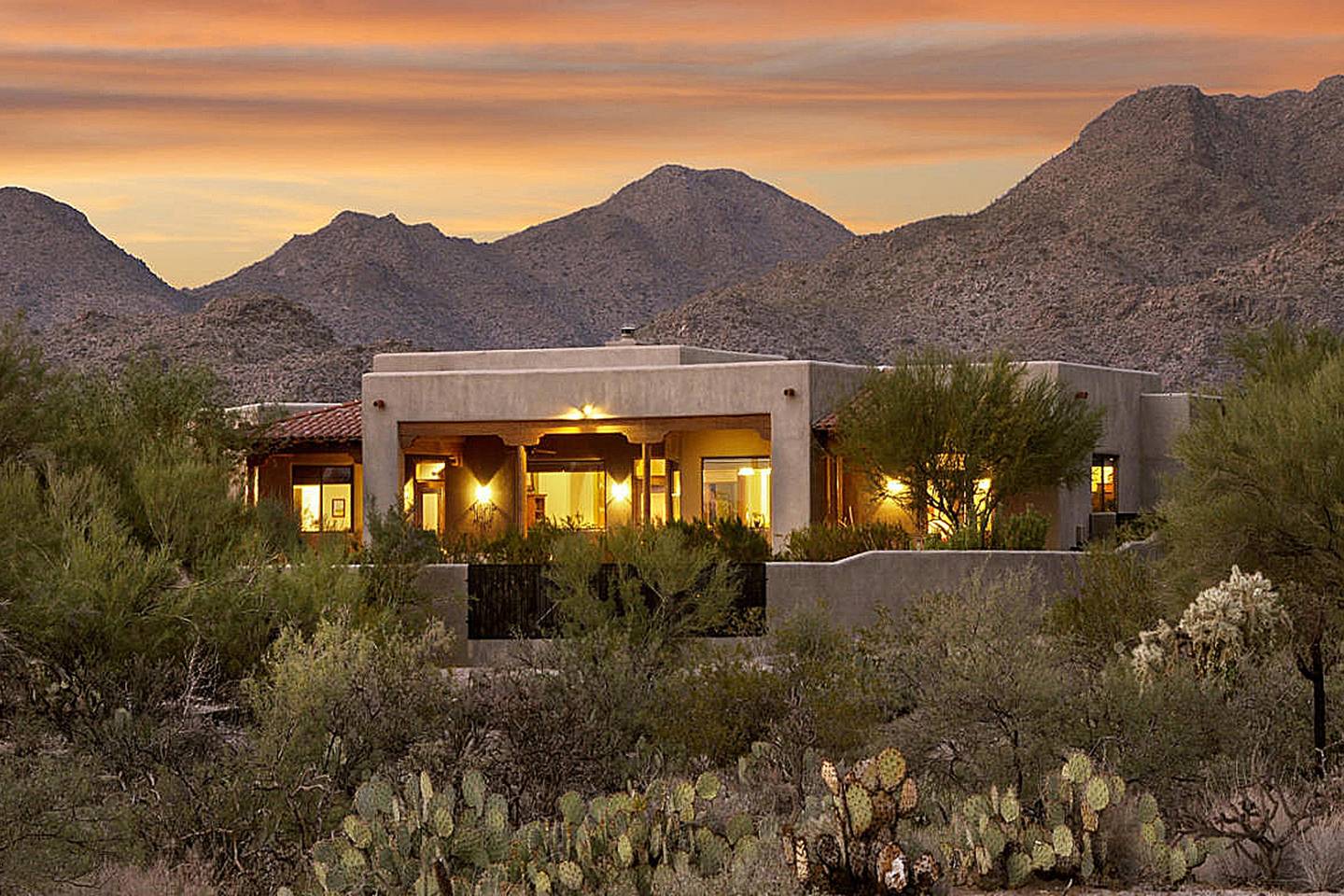 luxury sonoran desert retreat from airbnb