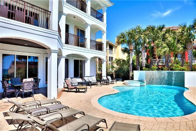 pool home by the ocean