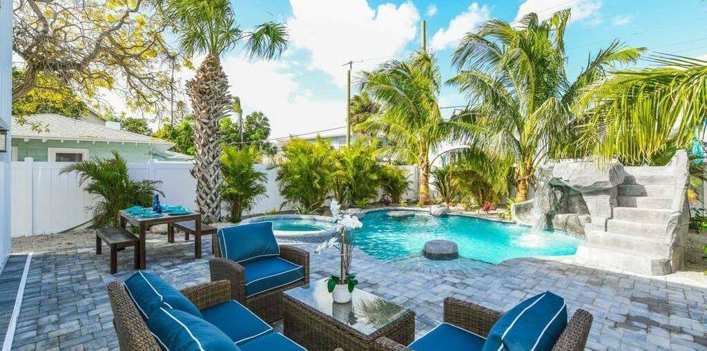 sarasota airbnb pool home