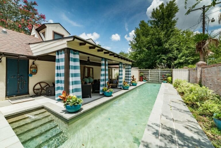 Gorgeous pool in the backyard